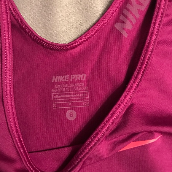 EUC Nike Pro Dri-Fit tank top S - Picture 3 of 8